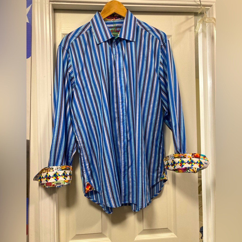 Robert Graham Designer Shirt. Size Large. Worn once . Great condition .